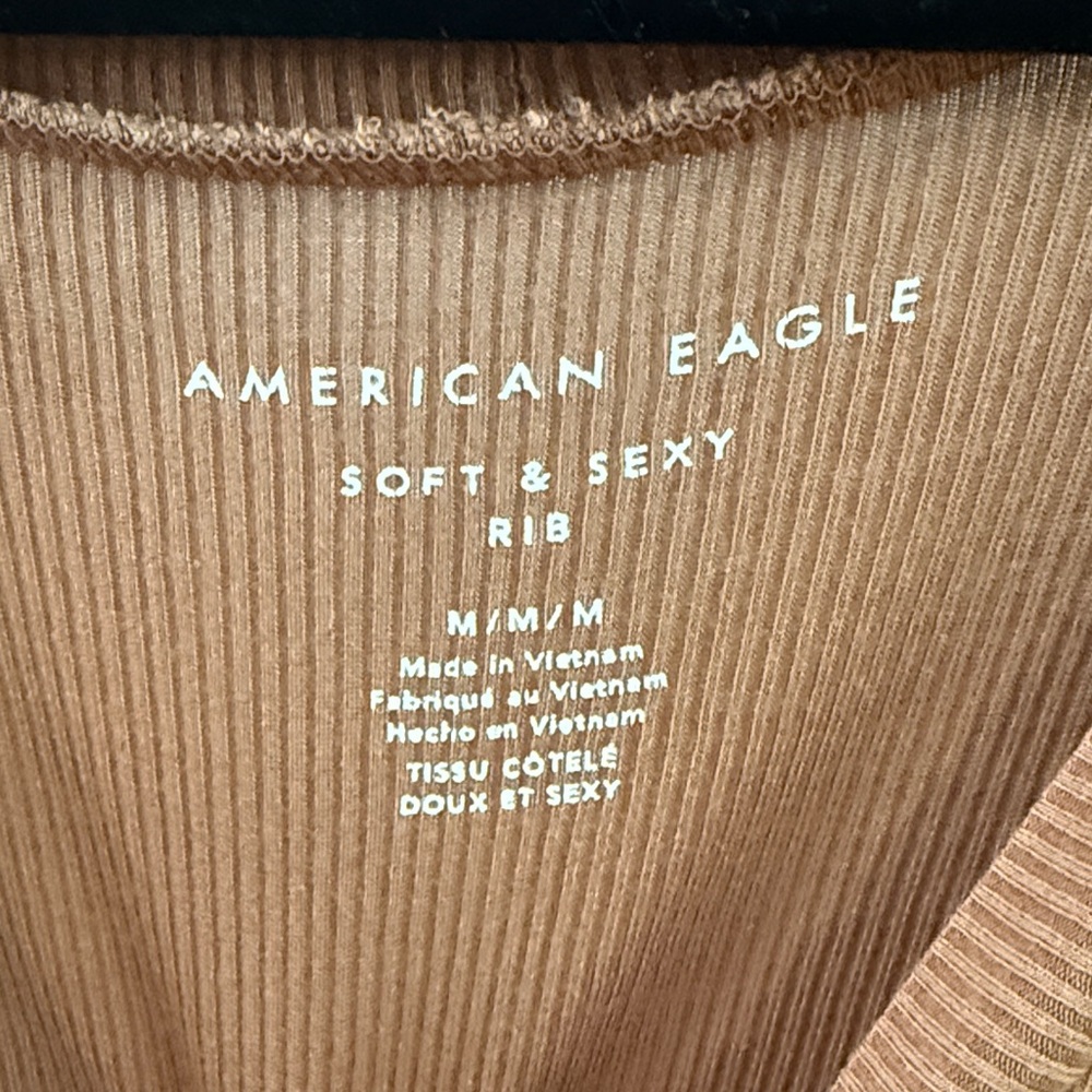 American Eagle Outfitters Women's Terracotta Button-Down Shirt - Picture 2 of 2